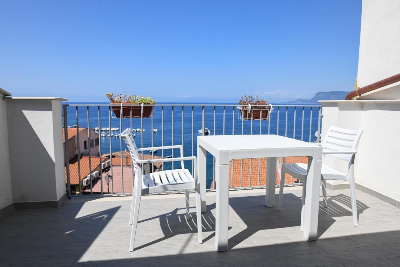 Signora Tita B&B Chianalea - ชิลลา ภายนอก รูปภาพ