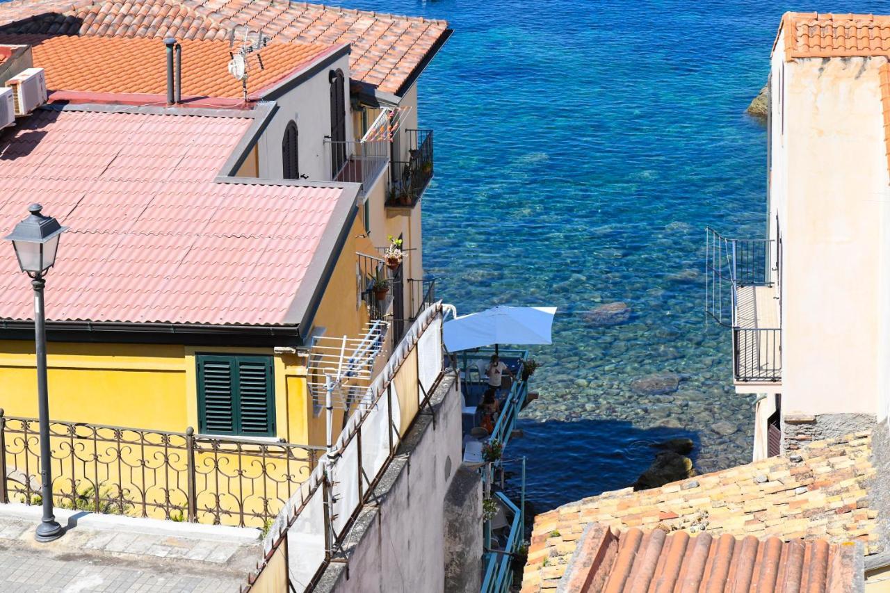 Signora Tita B&B Chianalea - ชิลลา ภายนอก รูปภาพ